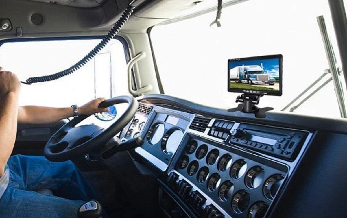 BrandWay Bedrade Achteruitrijcamera Set Met 7 Inch Scherm - Achteruitrij Camera Bedraad Voor Auto - Camper - Caravan - Vrachtwagen - Landbouw 7 BrandWay Bedrade Achteruitrijcamera Set Met 7 Inch Scherm - Achteruitrij Camera Bedraad Voor Auto - Camper - Caravan - Vrachtwagen - Landbouw - Afbeelding 7