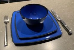 Camping Servies - 12 Delig – 100% Melamine Servies Set – Campingservies – Melamine Servies - Blue Ocean 12 Camping Servies - 12 Delig – 100% Melamine Servies Set – Campingservies – Melamine Servies - Blue Ocean -Buitenkampeer Winkel 1200x806 5